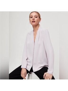 ✨ Aritzia Babaton Akira Power Blouse — Size XS